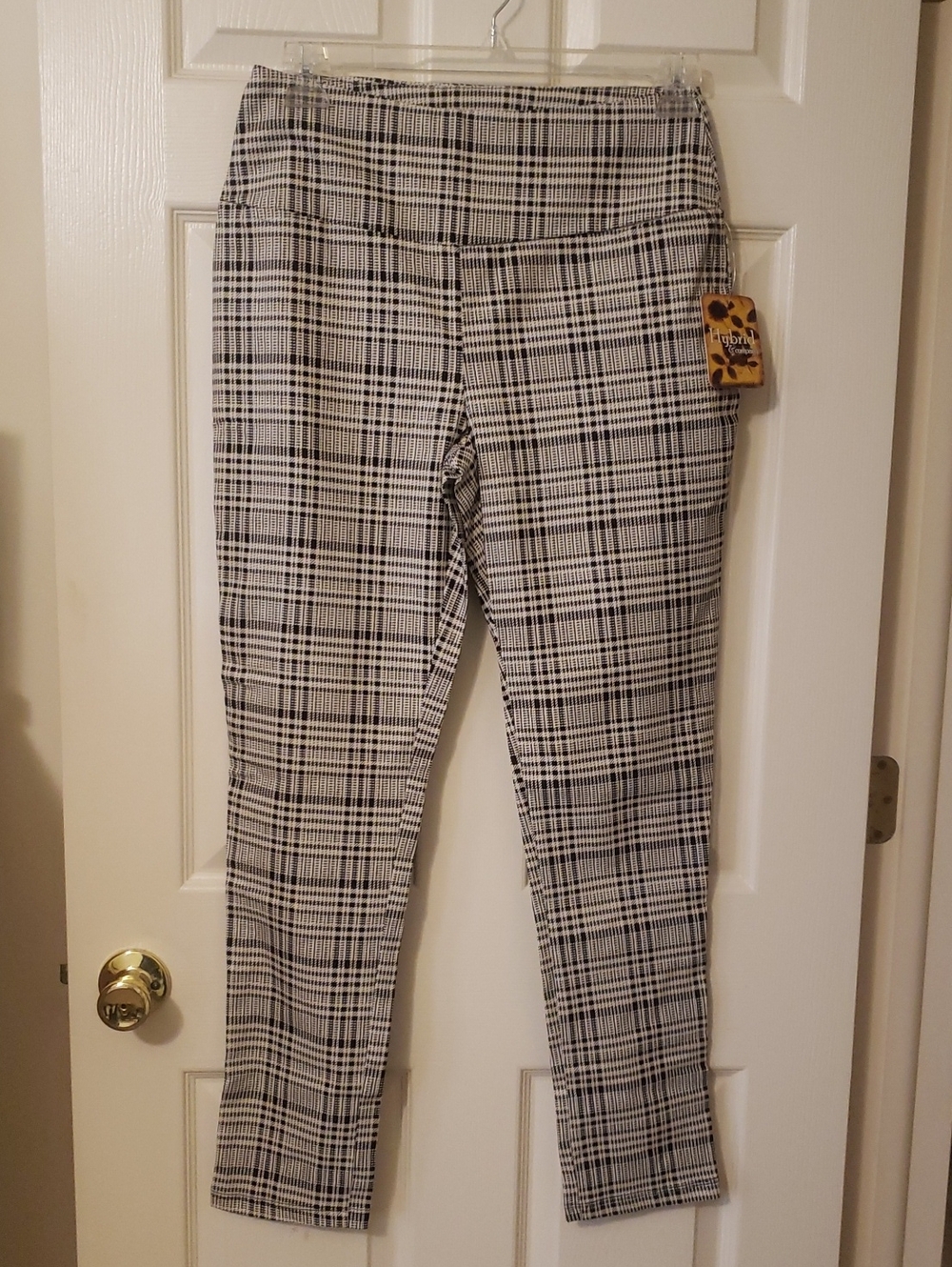 Hybrid & Company Women's Super Comfy Casual Pants, Size M. NWT, Color BlackStone